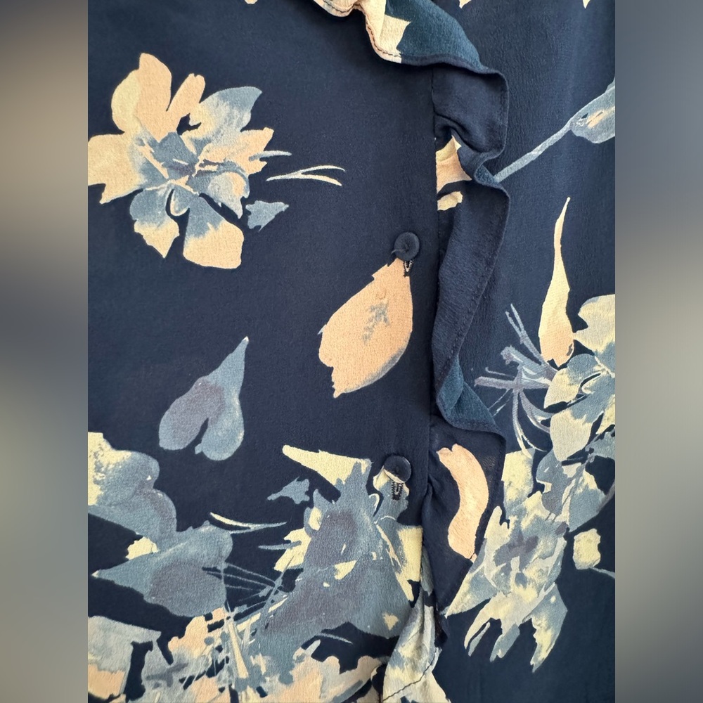 Floral Blouse - Picture 5 of 5